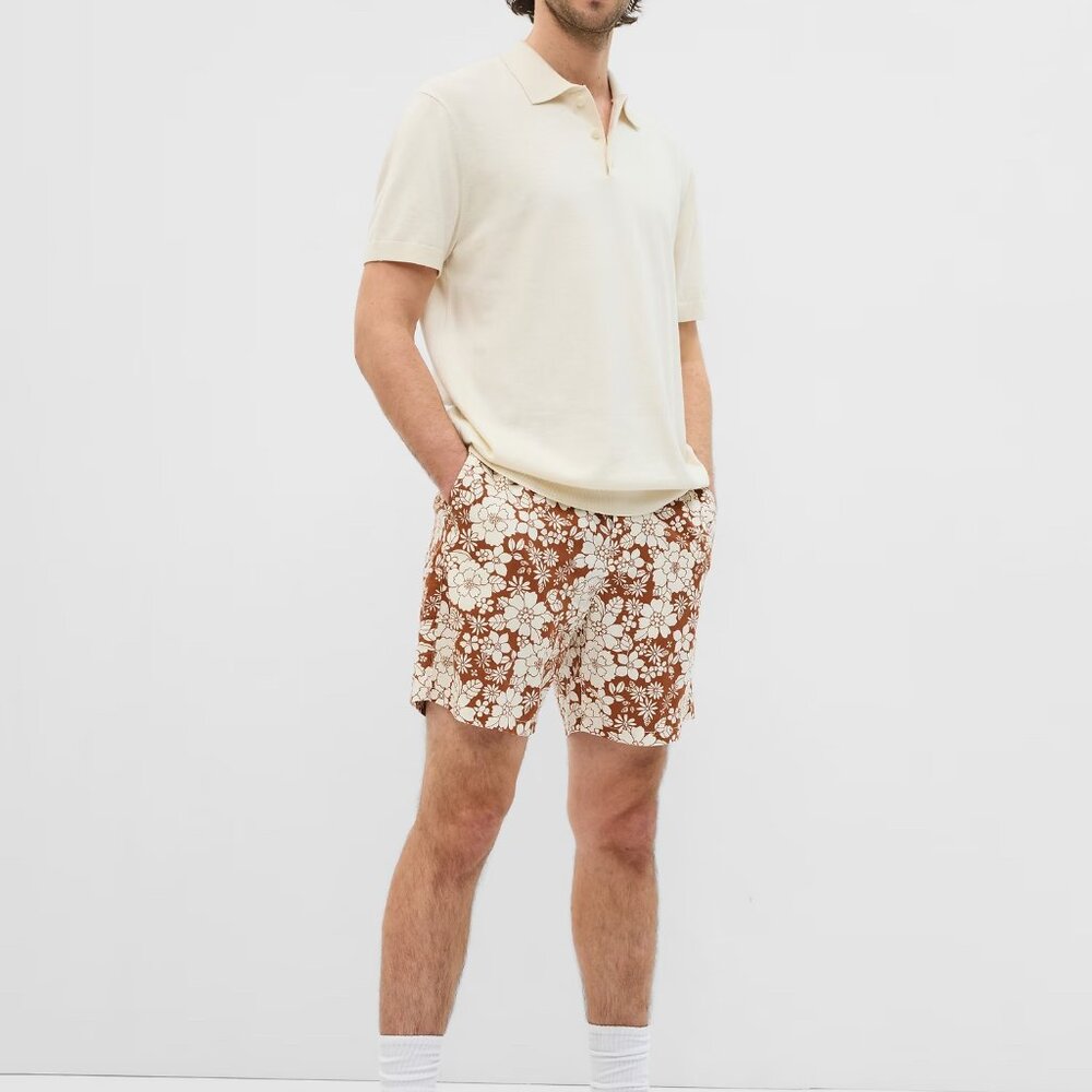 GAP Men's 7" Linen-Cotton Shorts, floral print